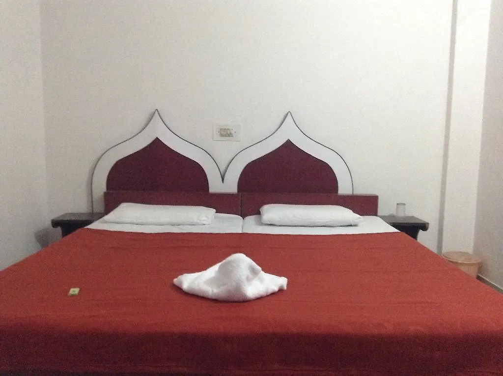 Hotel Safari Agra  Agra (Uttar Pradesh)