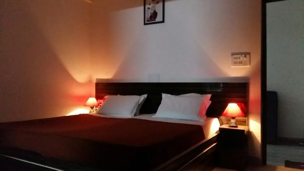 Hotel Safari Agra  0*, Agra (Uttar Pradesh)