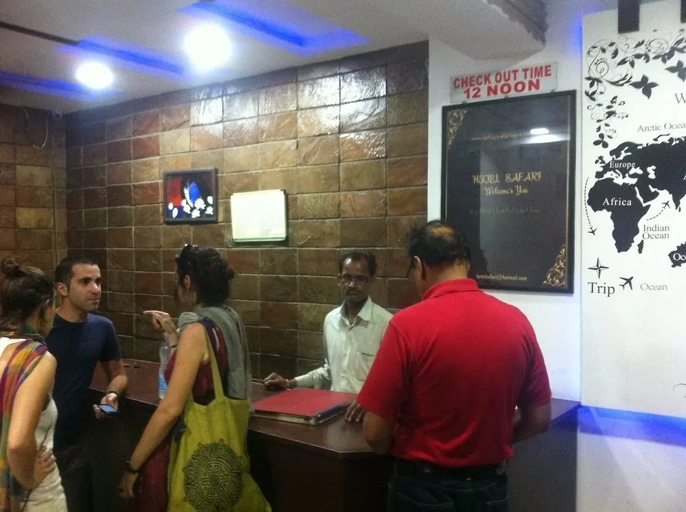 Hotel Safari Agra
