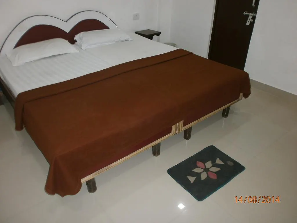 אגרה Hotel Safari