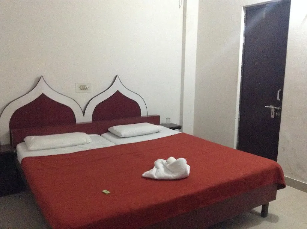 אגרה Hotel Safari הודו